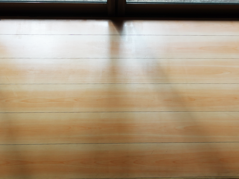 フローリング 滑り止め